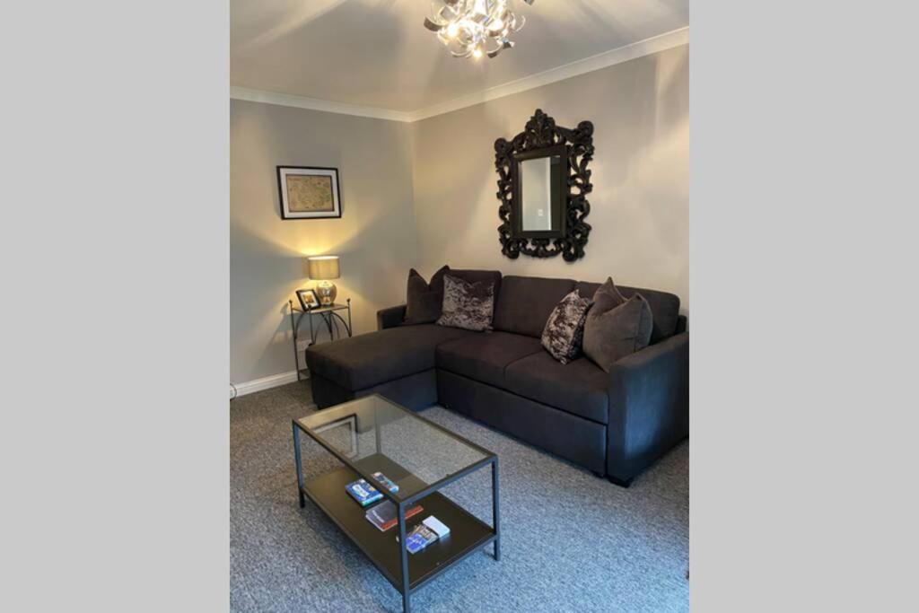 Peter Pan Apartment In The Heart Of Inverness Dalneigh 外观 照片